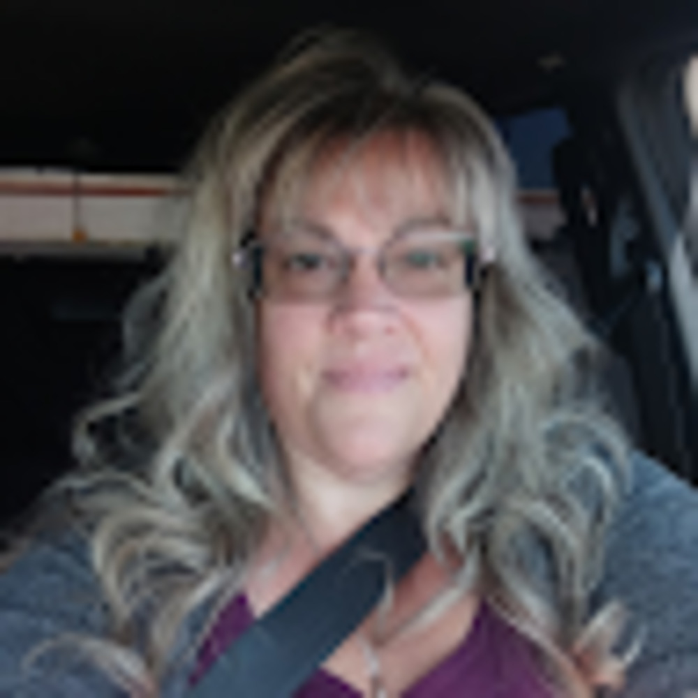Meet your Posher, Suzanne